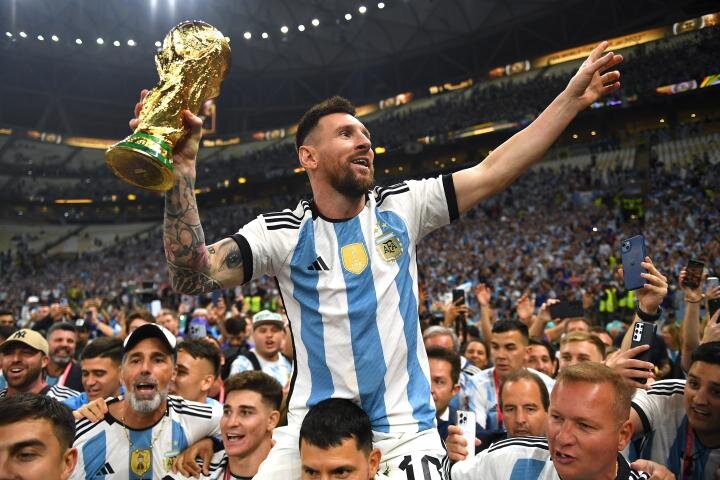 El fútbol mundial, rendido a los pies de Argentina