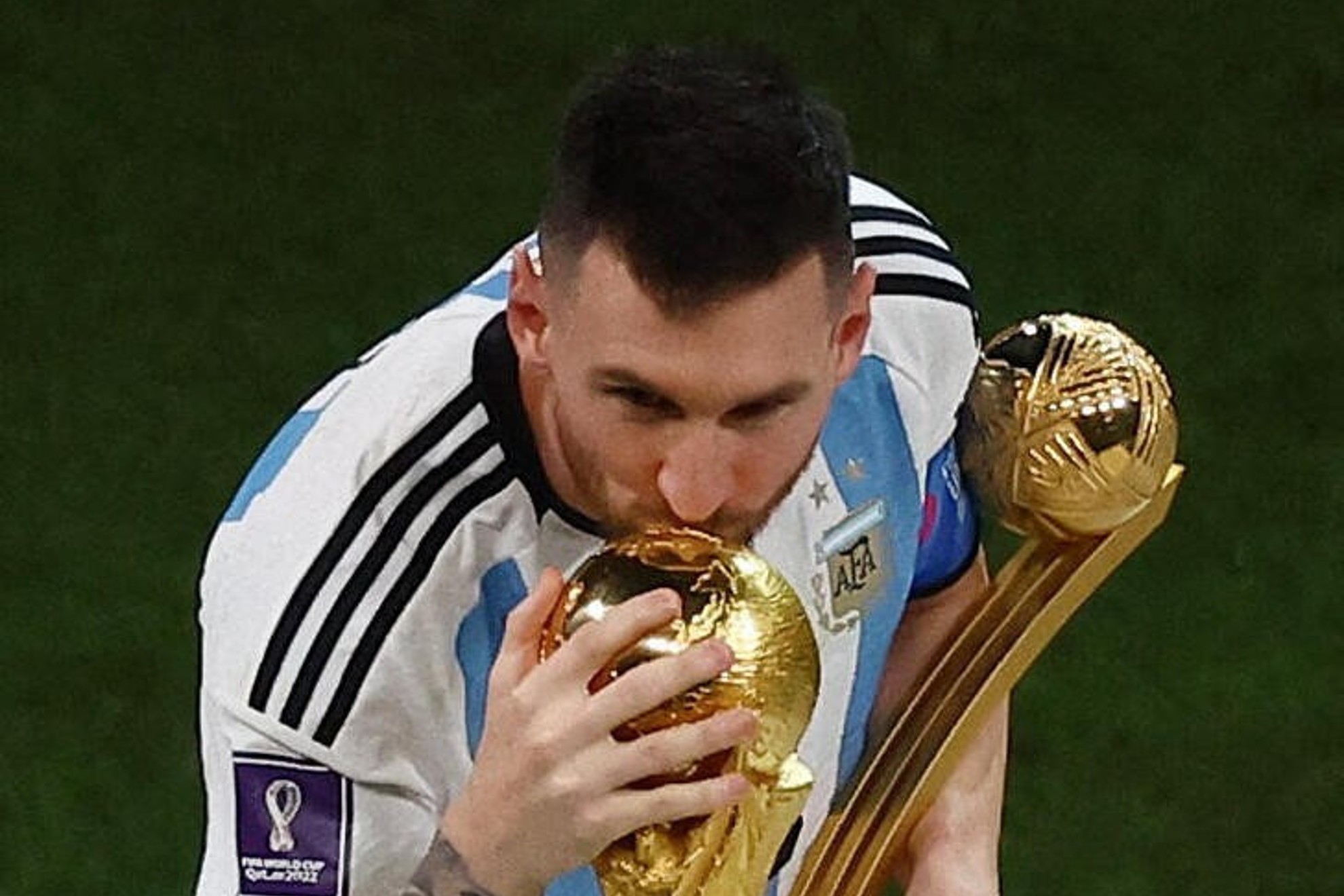 "Quiero seguir viviendo unos partidos más como campeón del mundo", afirmó Messi