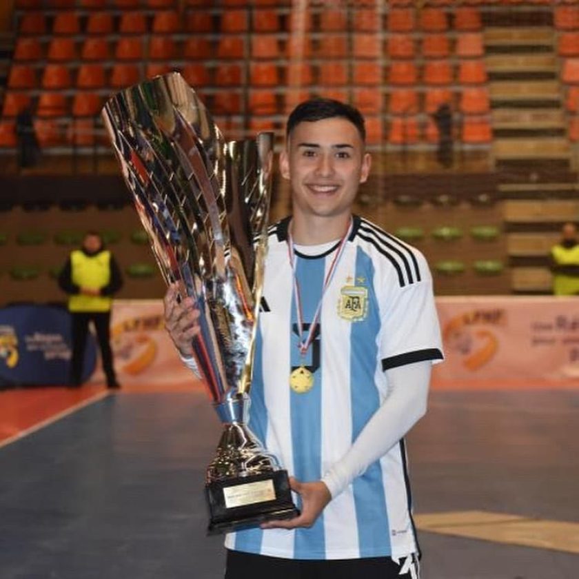 Yañez, campeón con Argentina