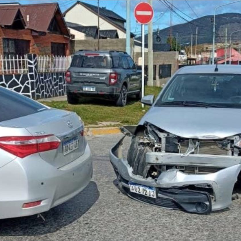 Dos mujeres colisionaron en el barrio San Salvador
