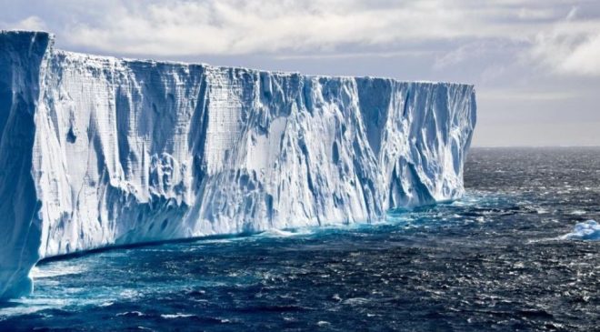 Preocupación en la Antártida: Un iceberg del tamaño de Londres se encuentra a la deriva y a 350 kilómetros de la base argentina Belgrano II