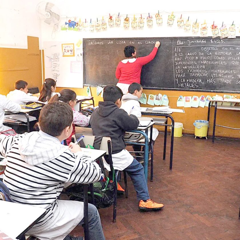 “La Escuela N°21 de Río Grande y la Escuela N°22 de Ushuaia van a aplicar la jornada completa”