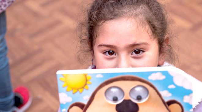 La Fundación Leer y La Anónima potencian la lectura en niños y jóvenes