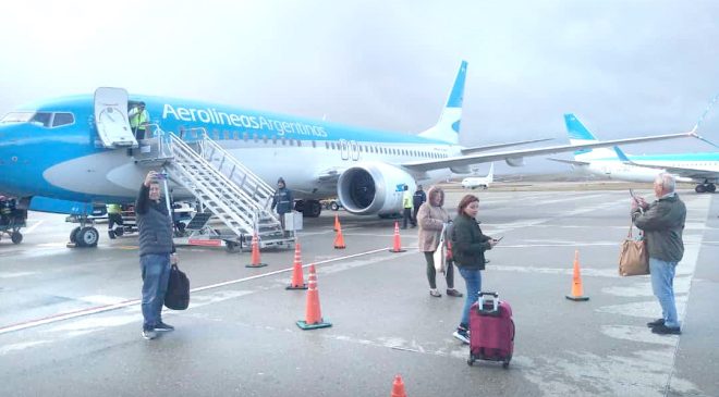 Sindicatos amenazan con un paro en todos los aeropuertos del país el 5 de abril próximo