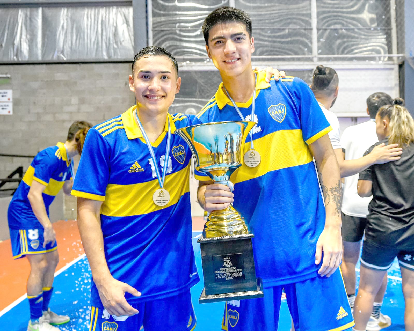 Con Yañez y Barrientos, Boca ganó la Supercopa
