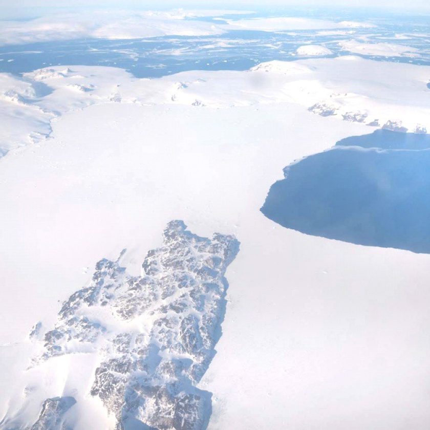 La capa de hielo del casquete polar antártico se redujo a su mínimo histórico