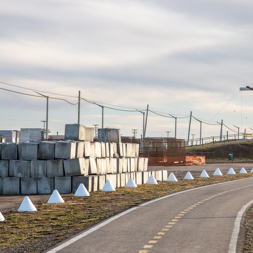 Comenzó la 2da. etapa de la construcción del muro costero en Río Grande