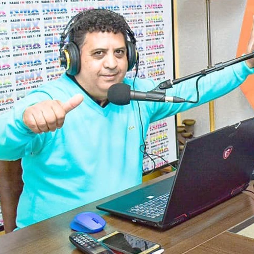 Periodista radial fue embestido por un automóvil