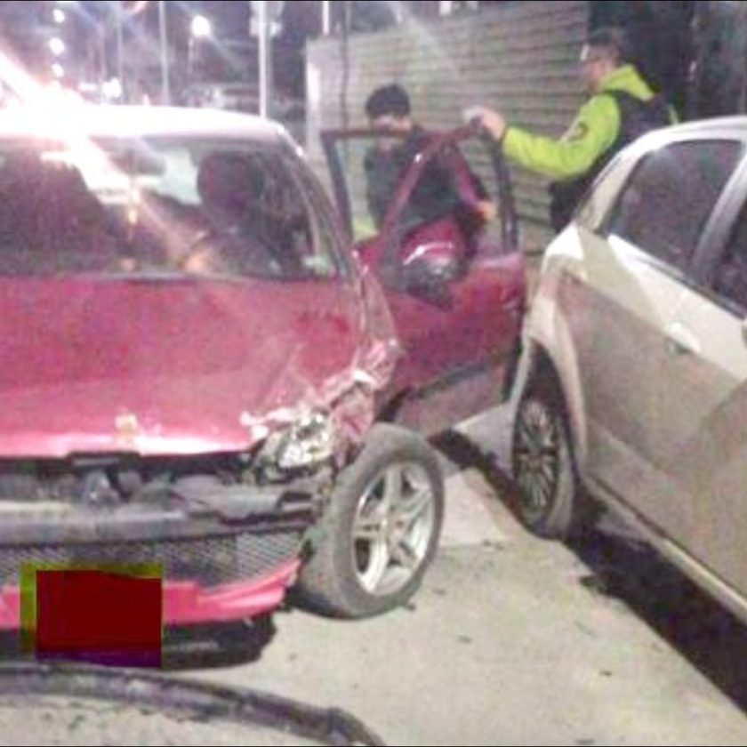 En estado de ebriedad y sin papeles, conductor chocó a un vehículo estacionado