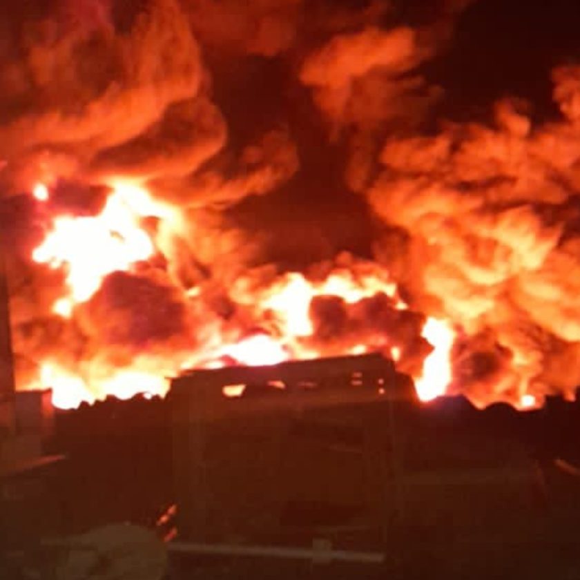 Terrible incendio en la madrugada