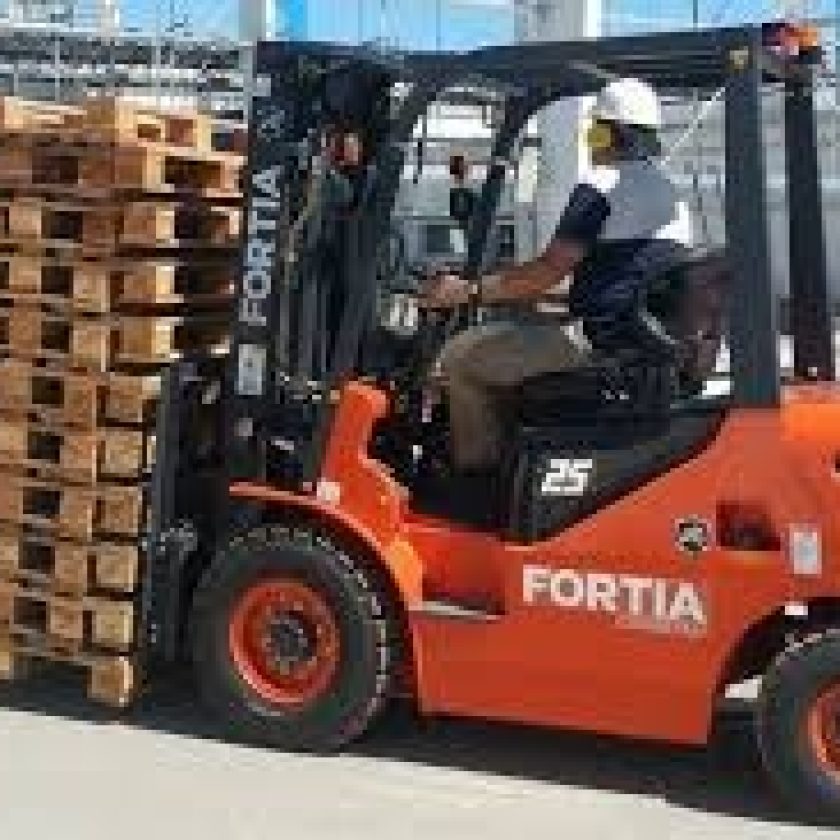 Municipio suscribió un convenio con BGH para promover la formación técnica de mujeres