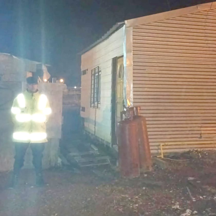 Allanan dos viviendas por el asalto a un taxista a punta de cuchillo