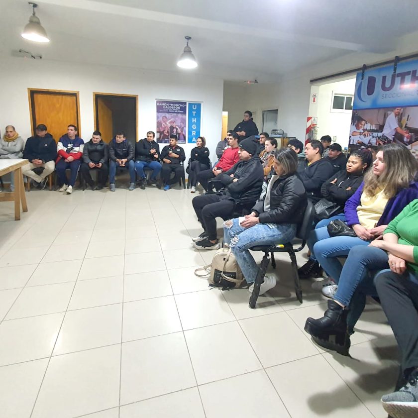 Calderón: “Martínez vendió a los trabajadores por 40 mil pesos”
