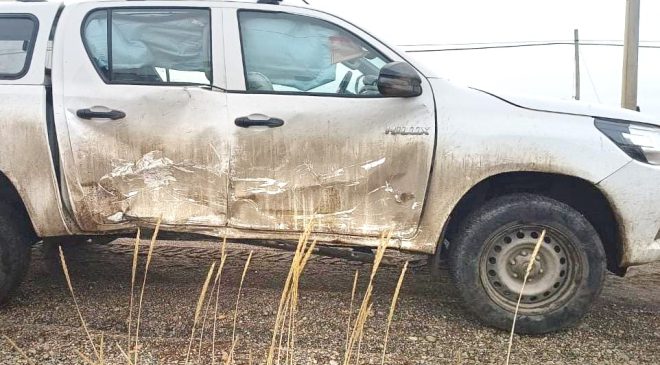 En violento choque un conductor sufre heridas en el rostro