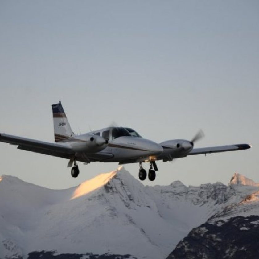 Hoy un avión del Aeroclub Ushuaia sobrevolará Península Mitre