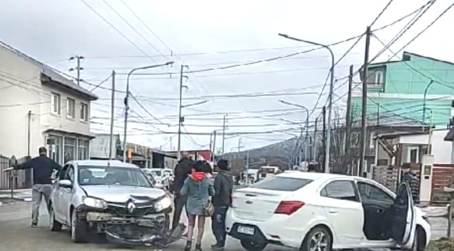 Niña de 1 año de vida resulta herida en una colisión