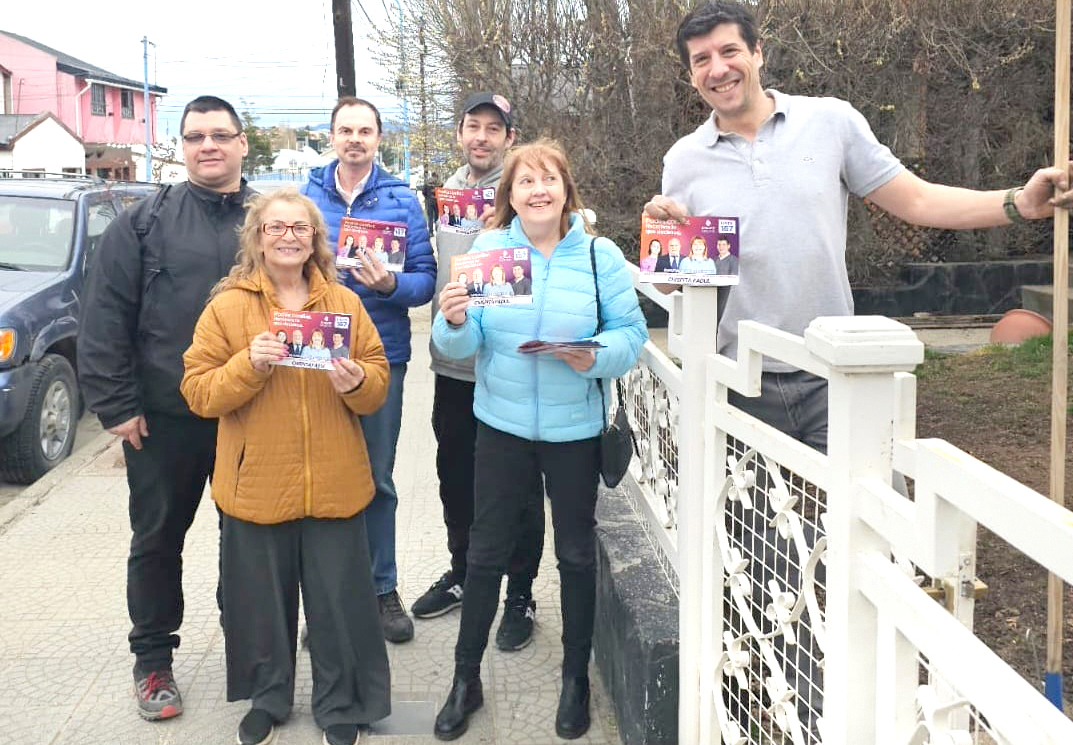 En las calles de Ushuaia “Chispita” Fadul escuchó inquietudes de los vecinos