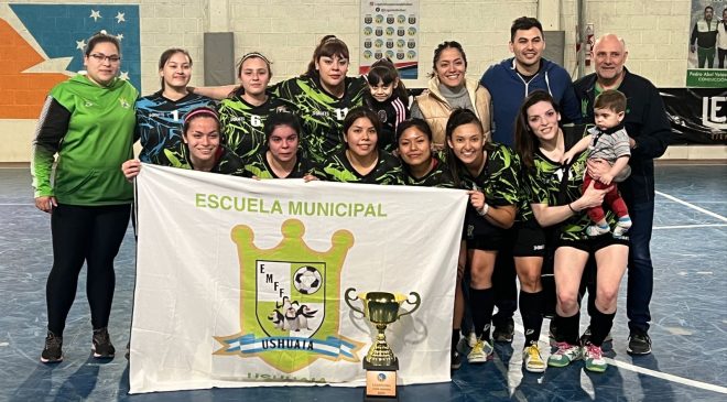 Las chicas de la Escuela Municipal sigue dominando: son campeonas de la Copa