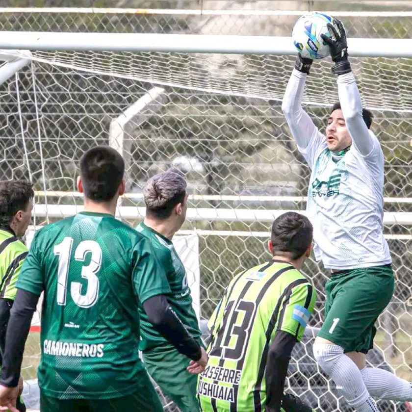 El fútbol de campo se define en 2024