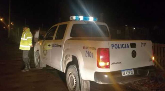 Borracho agredió a policías