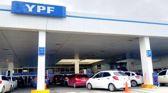 Los combustibles registraron el primer aumento del mes