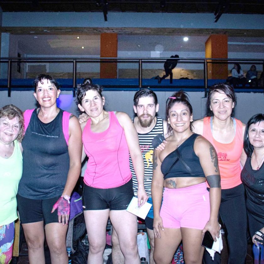 Más de 400 vecinos participaron del evento “Ushuaia entrena de noche”