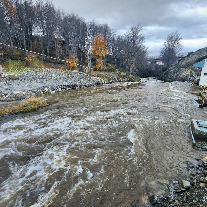 Ushuaia sin agua por temporal de lluvia y viento