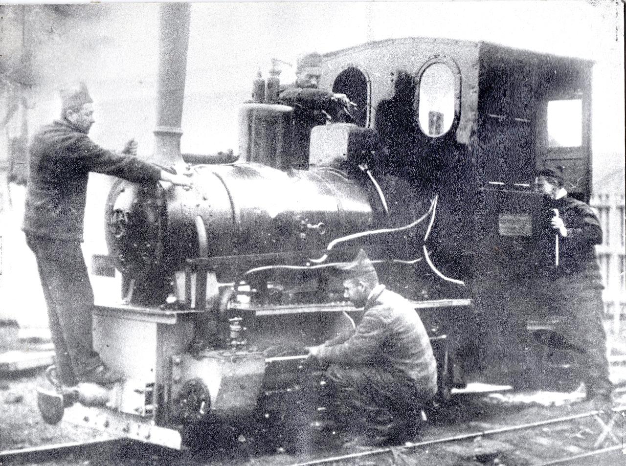 Los siniestros encargados de la locomotora del presidio