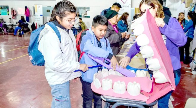 Se realizó con éxito la feria de salud integral en el Colegio Sobral