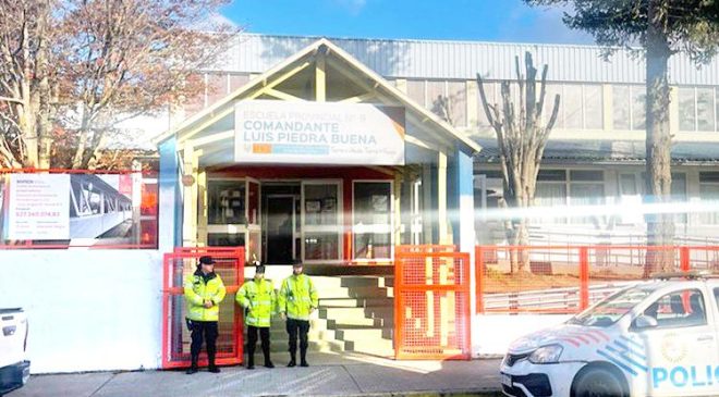 Incendio intencional en la Escuela Nro. 9 en Ushuaia