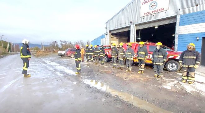 El cuartel de Bomberos Voluntarios de Tolhuin cumplió un cuarto de siglo