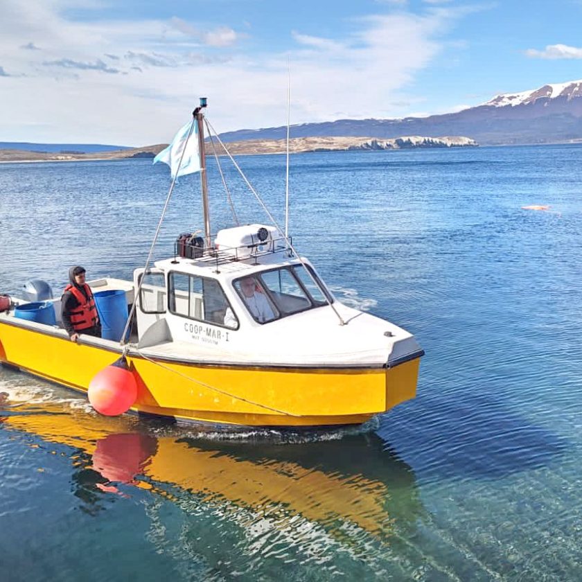 Cooperativa de trabajo botó en Puerto Almanza su primera embarcación