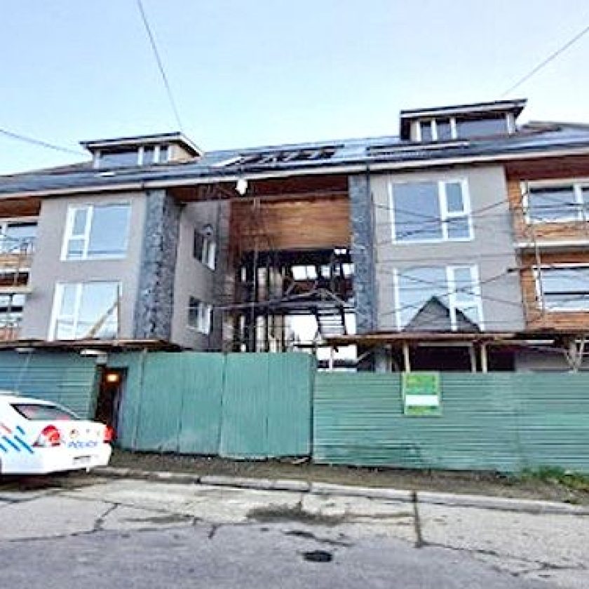 Policía impidió que incendio en un edificio cobrara dimensiones