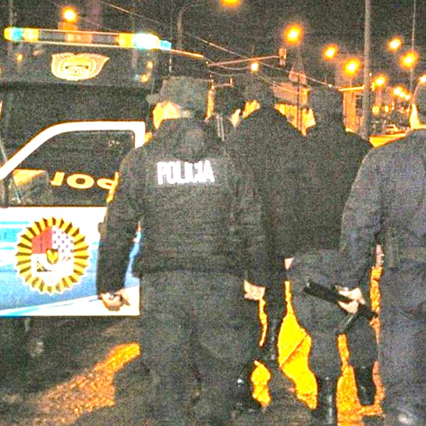Motociclista resulta herido tras una caída en pleno centro