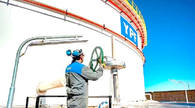 YPF activa gestiones para dejar la isla