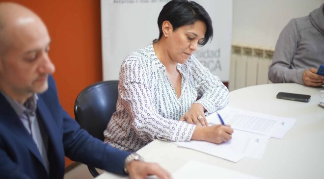 Convenios entre la Agencia de Innovación y la UNTDF