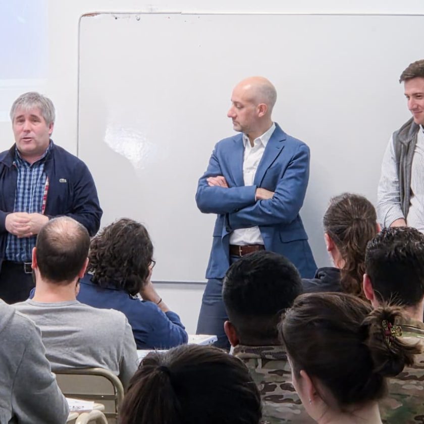 Exitosa Primera Jornada de Formación Geoespacial organizada por la IDETDF y el IPAP