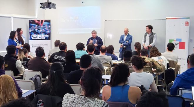 Exitosa Primera Jornada de Formación Geoespacial organizada por la IDETDF y el IPAP