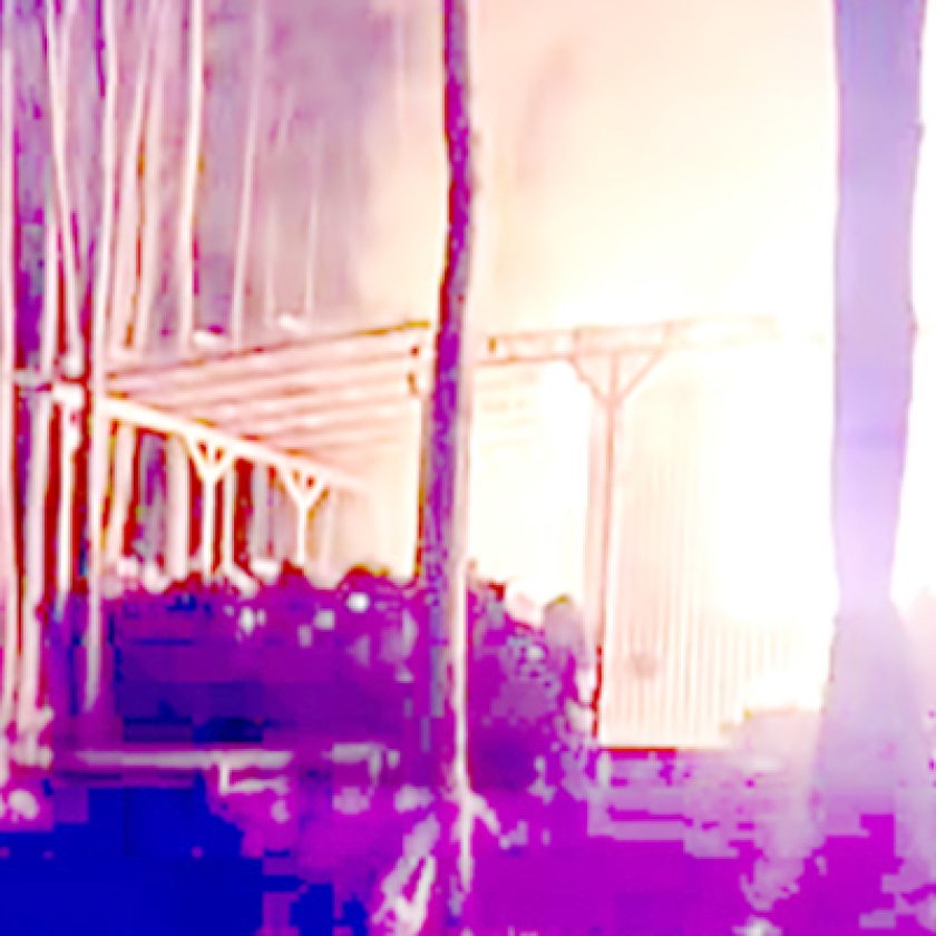 100% de pérdidas arroja incendio que estuvo a punto de extenderse al bosque