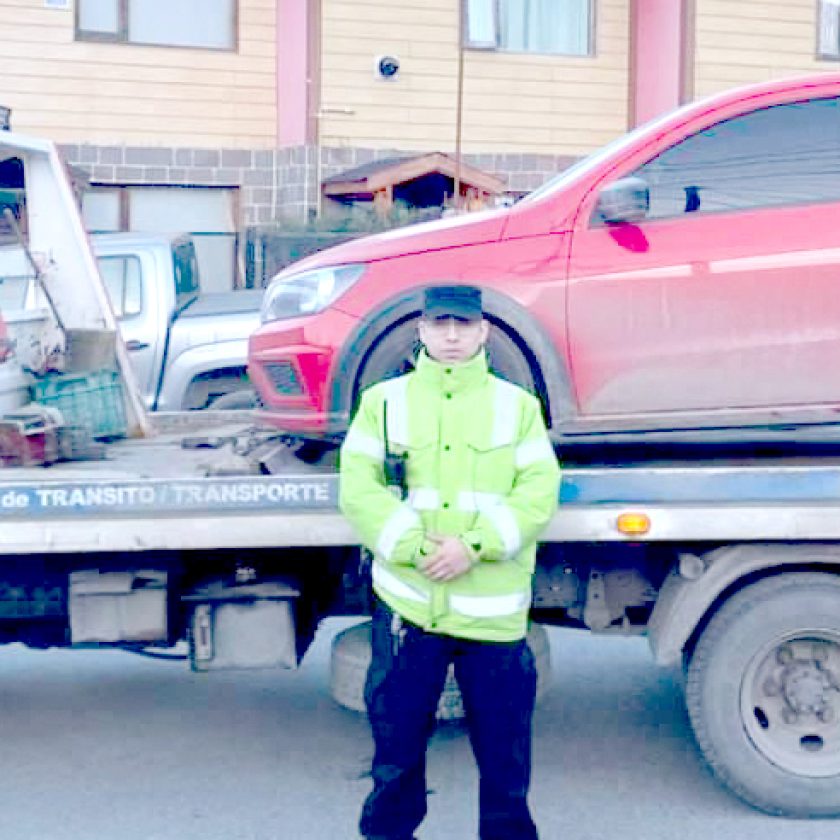 Huyó tras atropellar a un joven con el vehículo de su padre