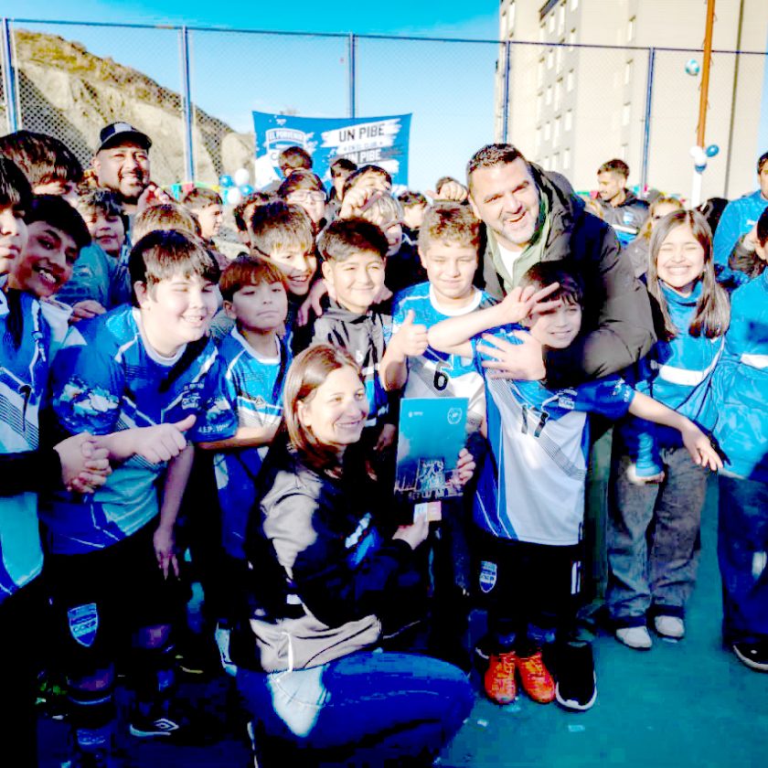 Club deportivo administrará un playón municipal