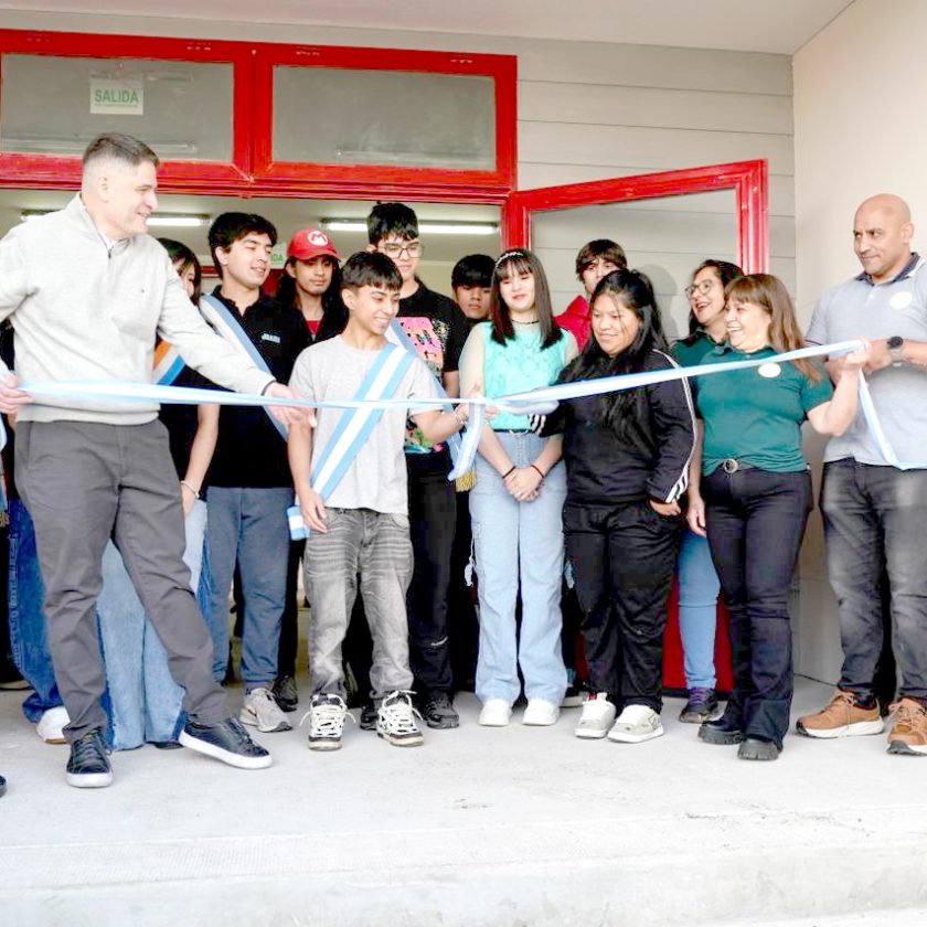 El Colegio Soberanía Nacional ya cuenta con gimnasio propio