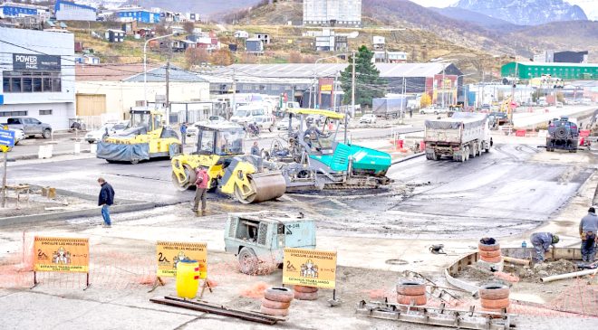 Auditores internacionales supervisaron el avance del Paseo Costero