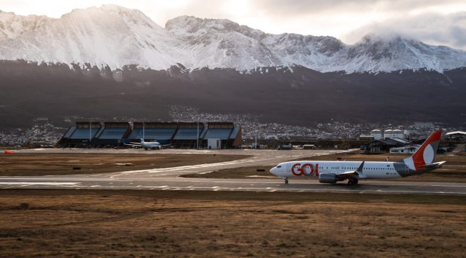 Inauguraron el vuelo directo entre San Pablo y Ushuaia